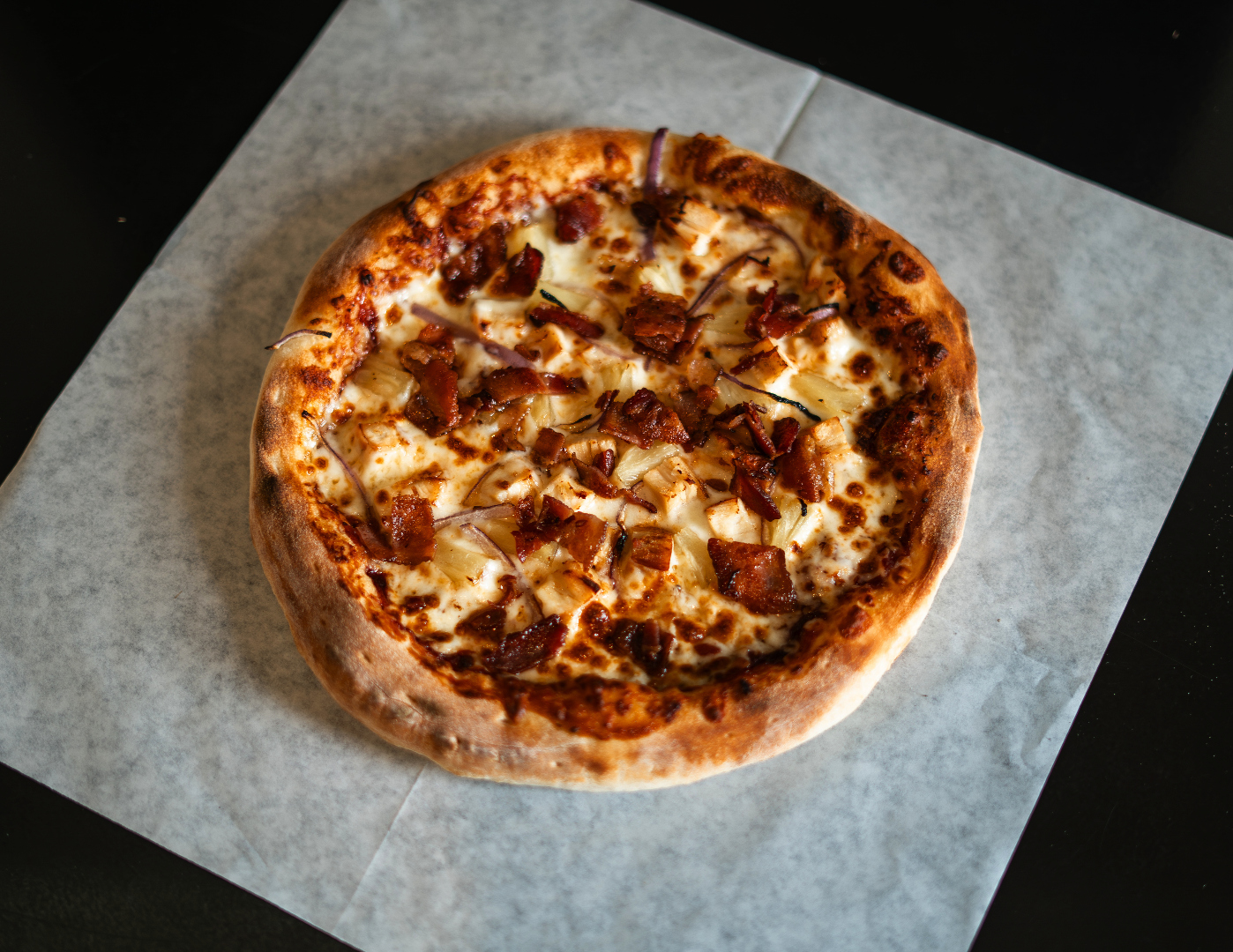 Island BBQ pizza